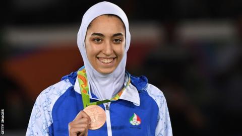 _90844851_gettyimages-591924188